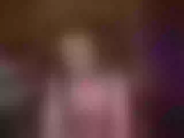Live sex webcam photo for VeronikaNew #275964422