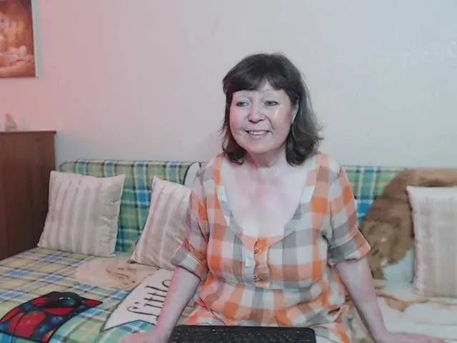 Live sex webcam photo for VerySweetVal #273457398