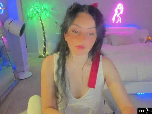 Live sex webcam photo for Vesabb #275996074