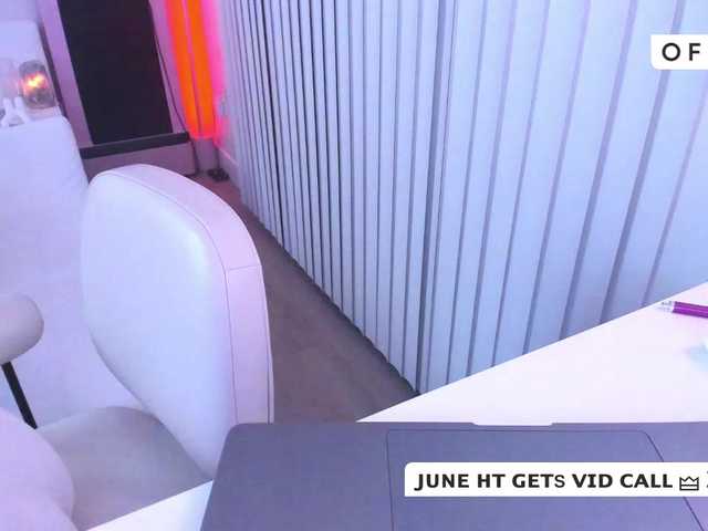 Live sex webcam photo for Vesabb #278120742