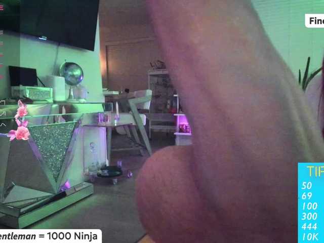 Live sex webcam photo for Vesabb #290995881