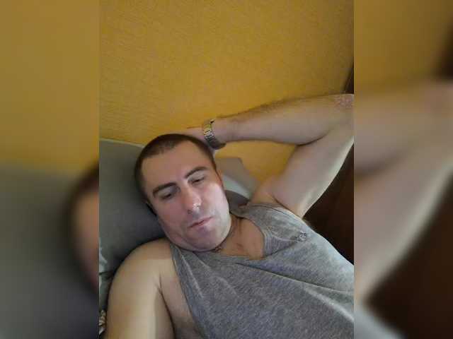 Live sex webcam photo for Vetalll777 #290273459