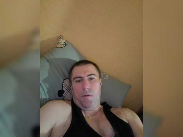 Live sex webcam photo for Vetalll777 #290335152