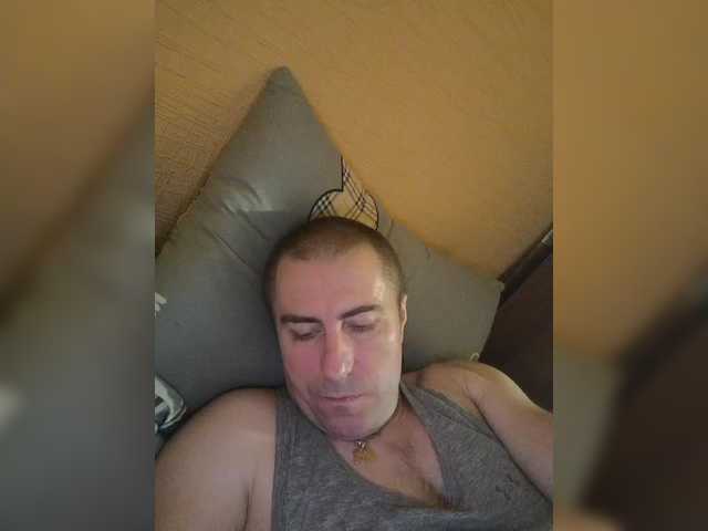 Live sex webcam photo for Vetalll777 #290400276