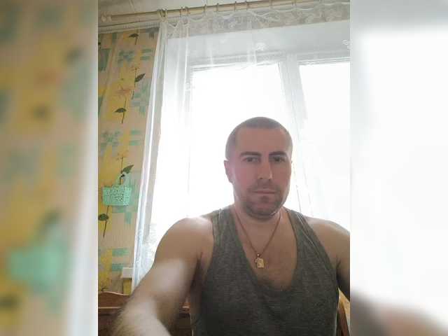 Live sex webcam photo for Vetalll777 #290421577