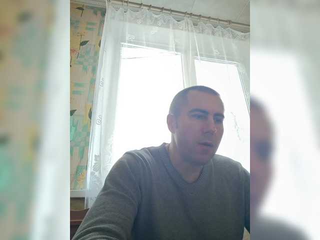 Live sex webcam photo for Vetalll777 #290581578