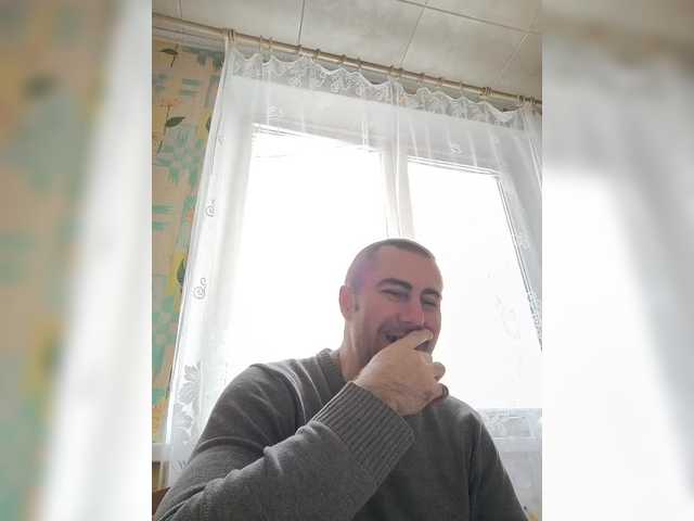 Live sex webcam photo for Vetalll777 #290600552