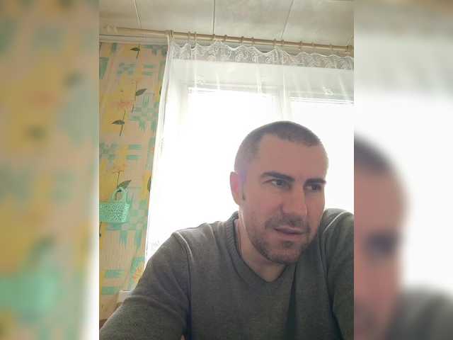 Live sex webcam photo for Vetalll777 #290607187