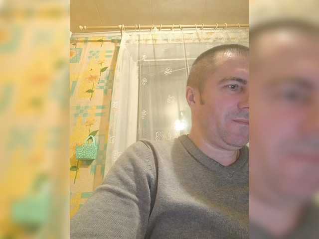 Live sex webcam photo for Vetalll777 #290656517