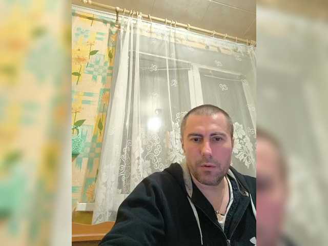 Live sex webcam photo for Vetalll777 #290870733