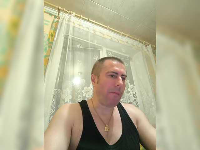 Live sex webcam photo for Vetalll777 #291105841