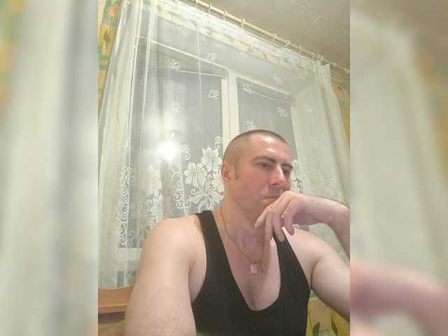 Live sex webcam photo for Vetalll777 #291153748