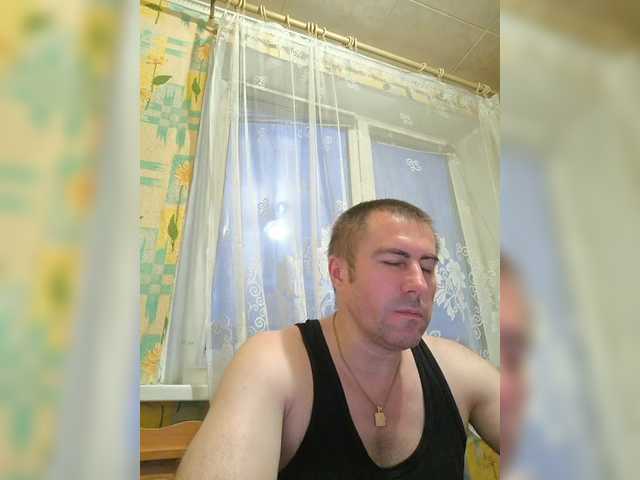 Live sex webcam photo for Vetalll777 #291320072