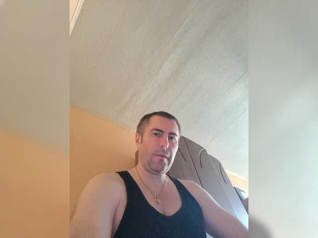 Live sex webcam photo for Vetalll777 #291324586