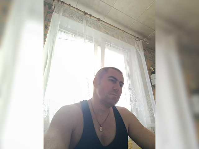 Live sex webcam photo for Vetalll777 #291359540