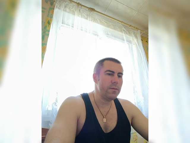 Live sex webcam photo for Vetalll777 #291431855