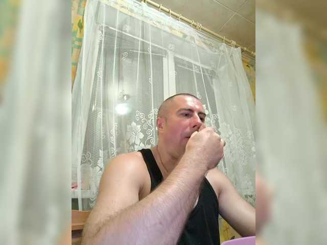 Live sex webcam photo for Vetalll777 #291819464