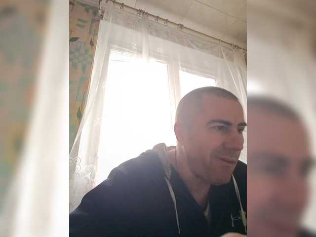 Live sex webcam photo for Vetalll777 #292161703