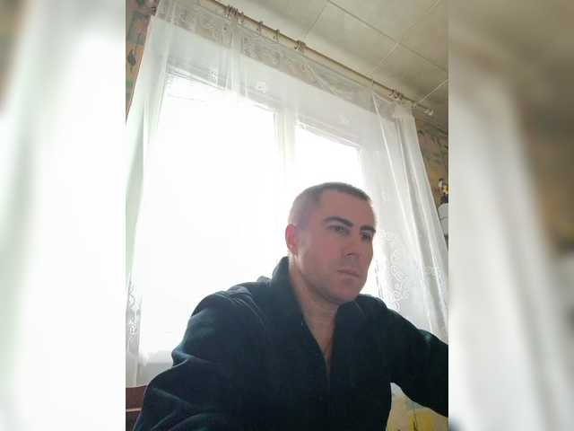 Live sex webcam photo for Vetalll777 #292289367