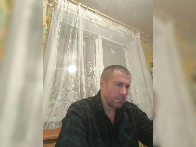 Live sex webcam photo for Vetalll777 #292336536