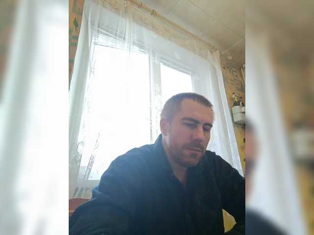 Live sex webcam photo for Vetalll777 #292347383