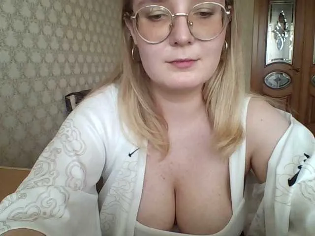 Live sex webcam photo for VettaFlow #276087728