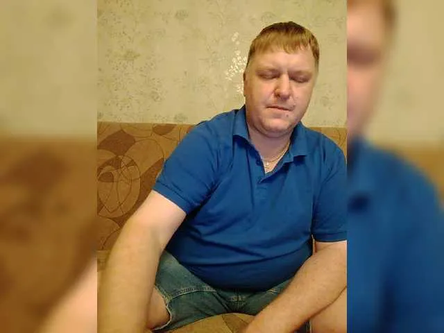 Live sex webcam photo for Vezyncik #277356165