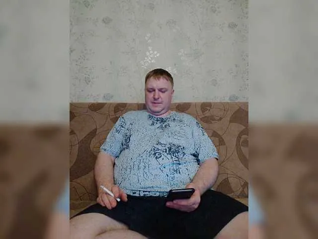 Live sex webcam photo for Vezyncik #277603197