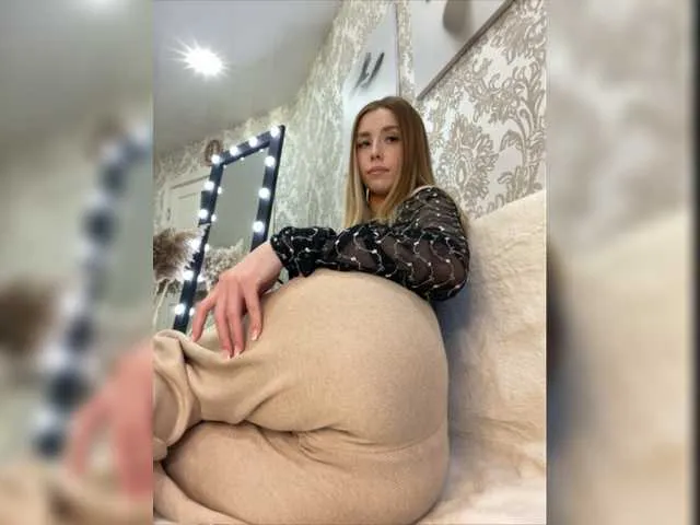 Live sex webcam photo for ViKusik22a #277304382