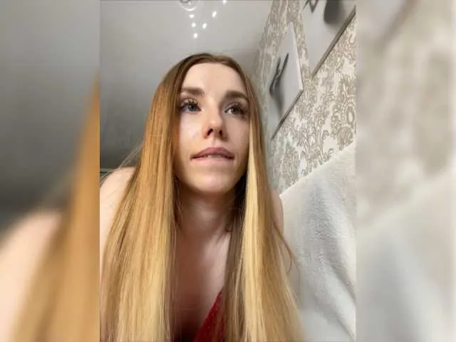 Live sex webcam photo for ViKusik22a #278070157