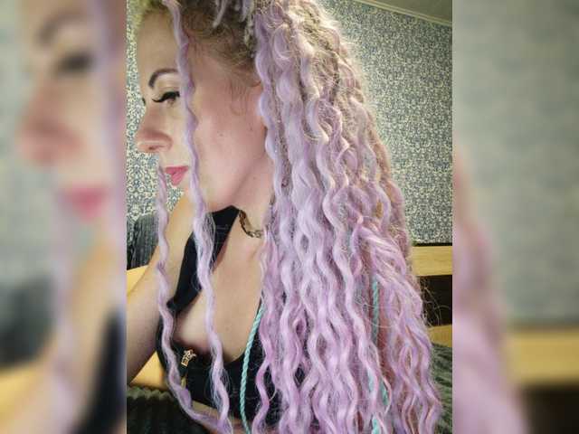 Live sex webcam photo for ViVa88 #276230879