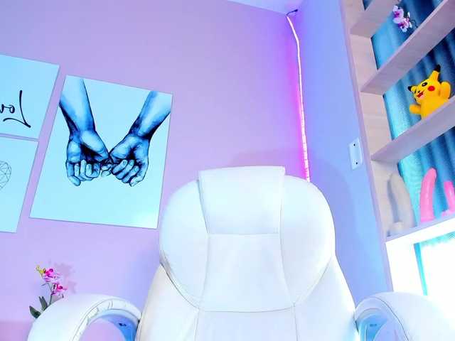 Live sex webcam photo for Viannca #273564470