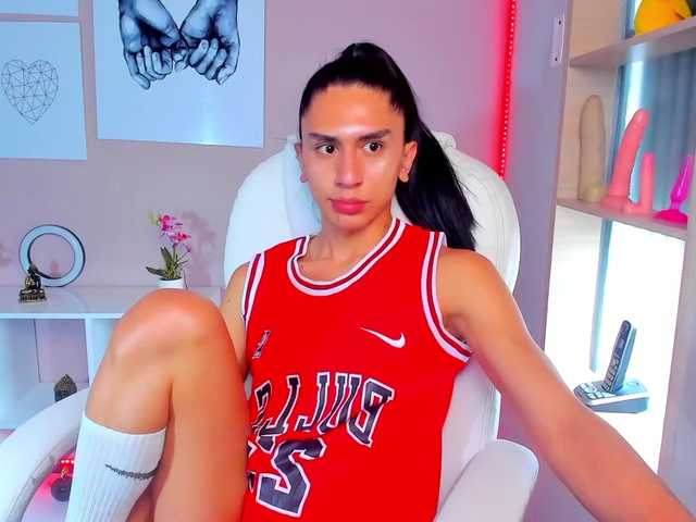 Live sex webcam photo for Viannca #273667295