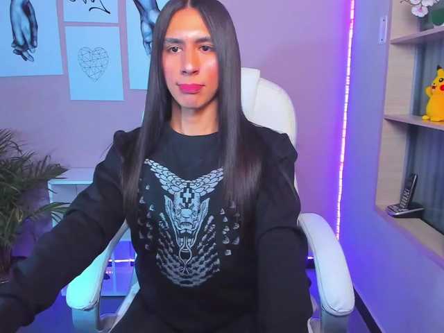 Live sex webcam photo for Viannca #274427921