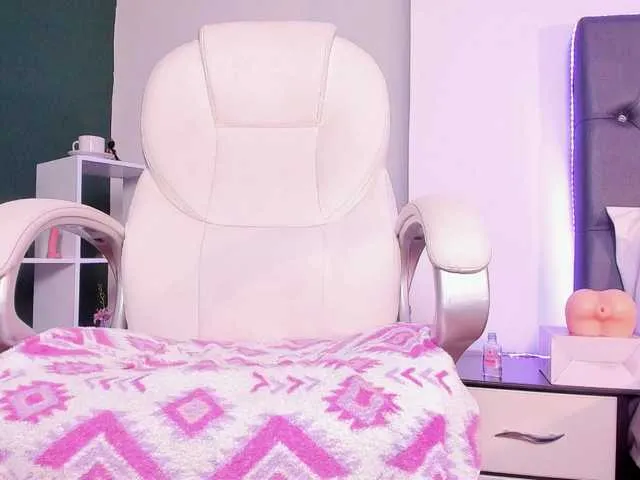 Live sex webcam photo for Viannca #276535353