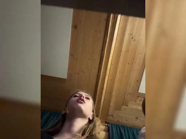 Live sex webcam photo for VibroMashulkaDashulka #290522969