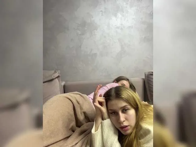 Live sex webcam photo for VibroMashulkaDashulka #290556498