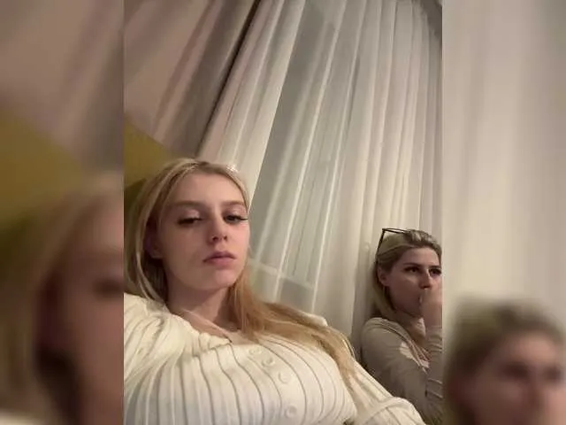 Live sex webcam photo for VibroMashulkaDashulka #290803661