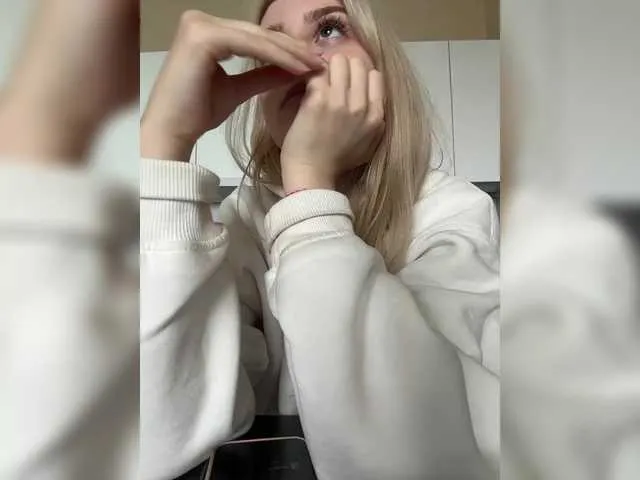 Live sex webcam photo for VibroMashulkaDashulka #291225287