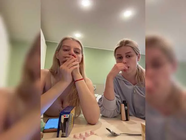 Live sex webcam photo for VibroMashulkaDashulka #291420474