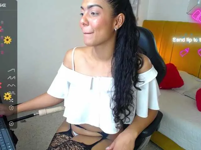 Live sex webcam photo for Vicky-Miller- #277829090