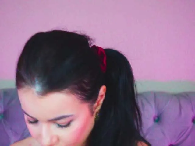 Live sex webcam photo for VickyBells #292412607