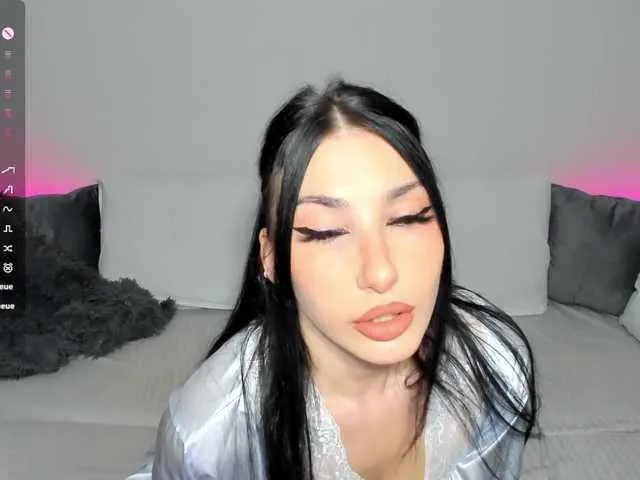 Live sex webcam photo for VickyLouna #291632169