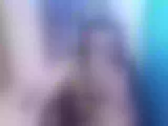 Live sex webcam photo for Vickyjuicy2 #272193522