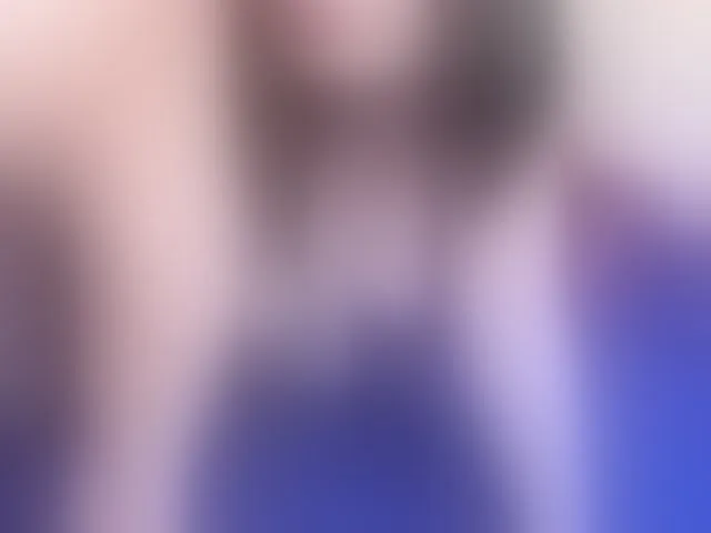 Live sex webcam photo for VickyyMoore #273883578