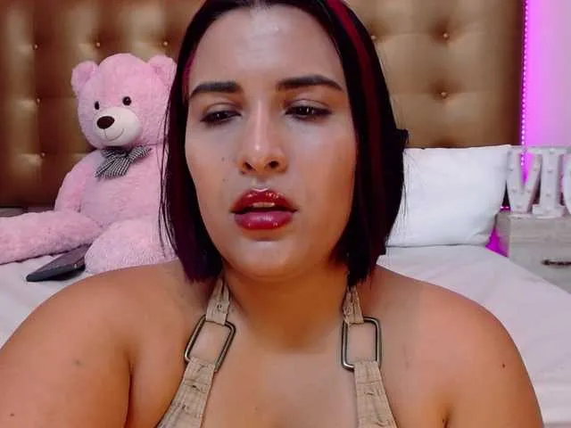 Live sex webcam photo for Vicotria-Kane #274281159