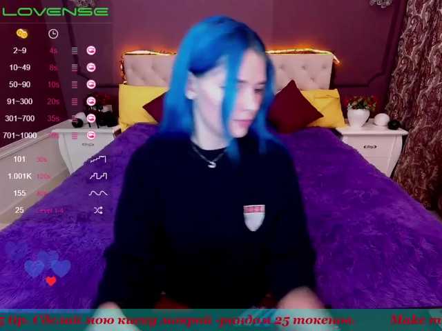 Live sex webcam photo for VicroryLulu #272491338