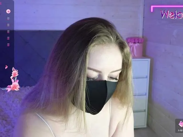 Live sex webcam photo for Victoria- #290481965