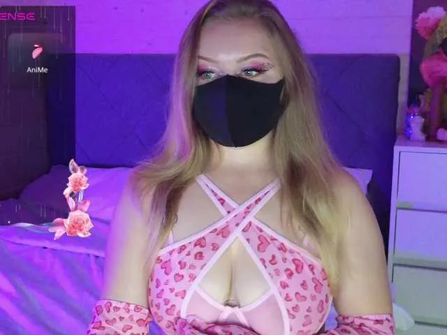 Live sex webcam photo for Victoria- #291847098