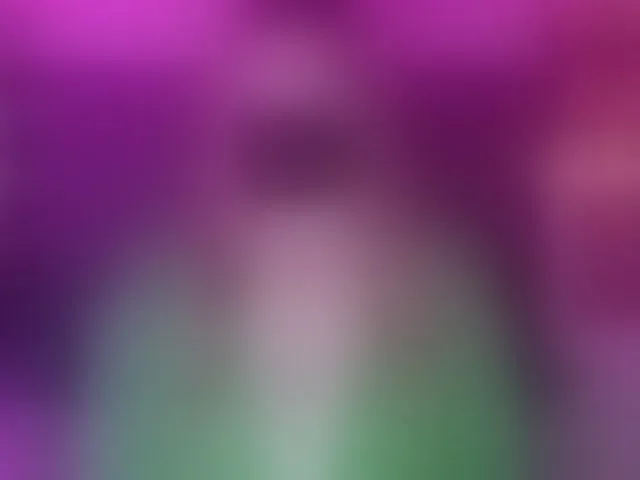 Live sex webcam photo for Victoria- #292837900
